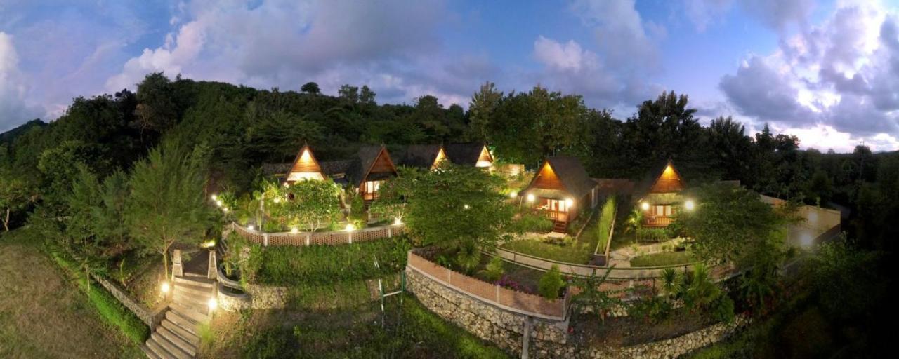 Cersen Resort Lombok Kuta  Экстерьер фото